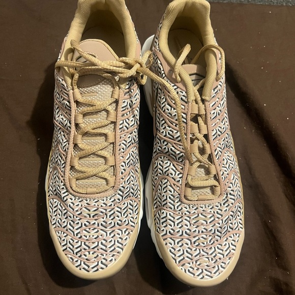 Air Max Plus Nike Ladies 11.5 fits men size 10 Authentic - Picture 3 of 7